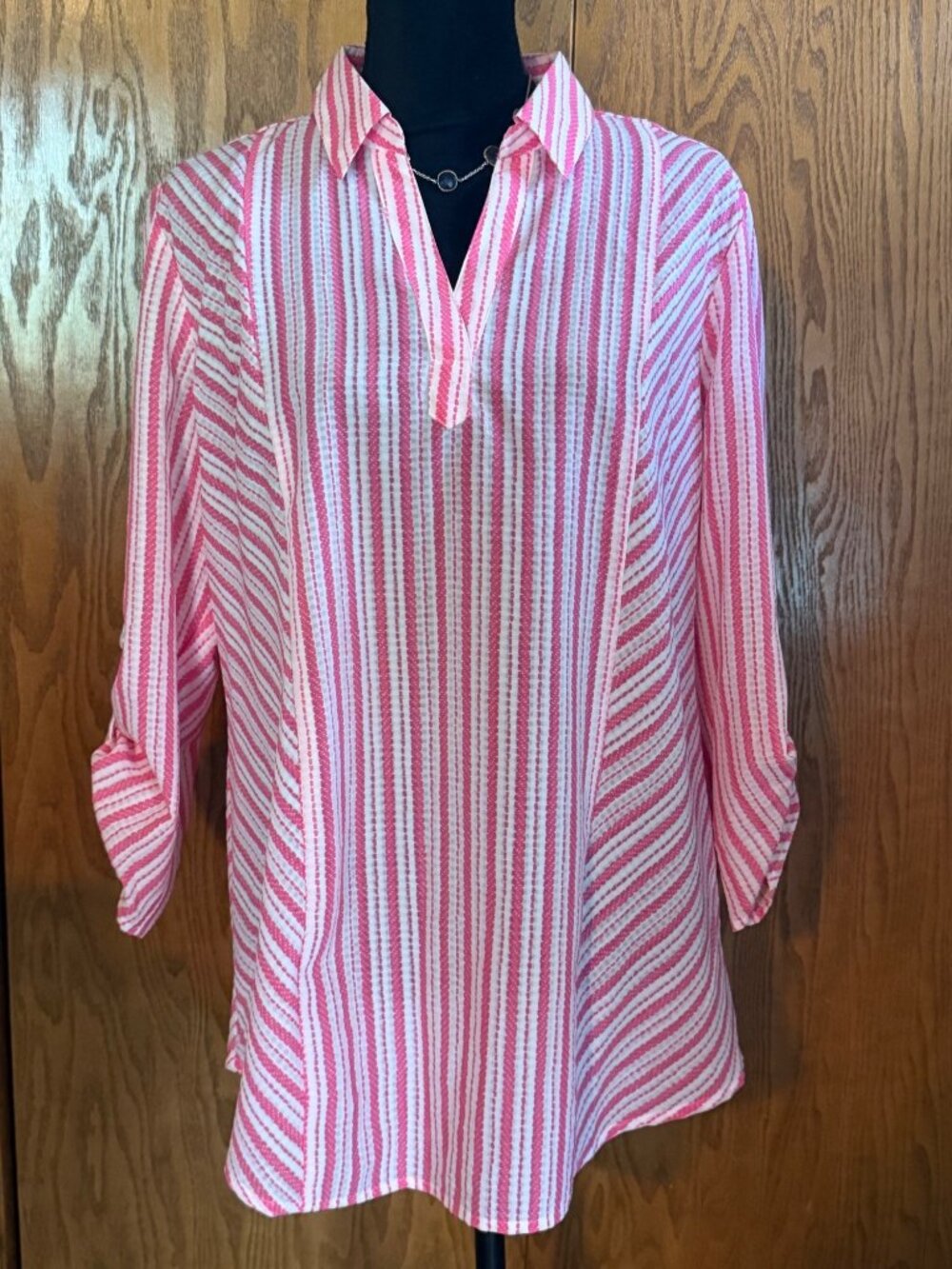 Chicos Womens Blouse Size 2 Pink White Stripe Buttonless 3/4 Roll-Tab Sleeve